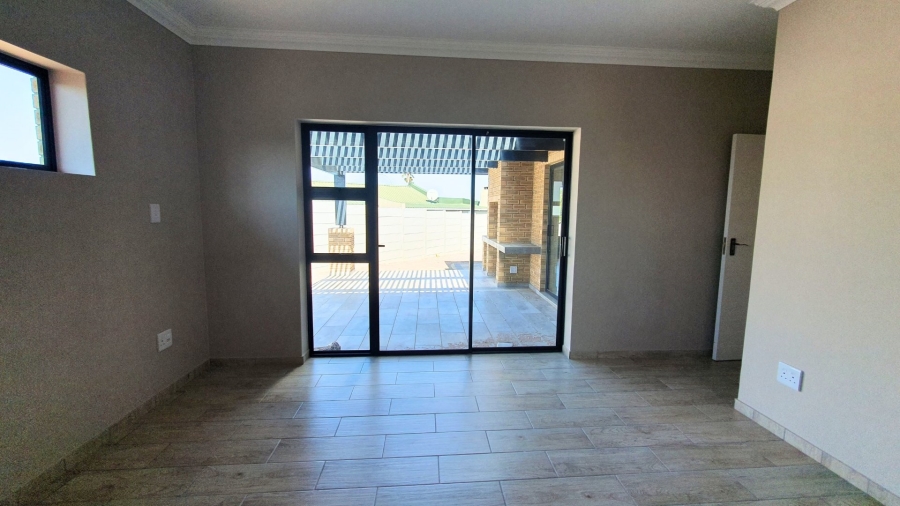 2 Bedroom Property for Sale in Dana Bay Western Cape